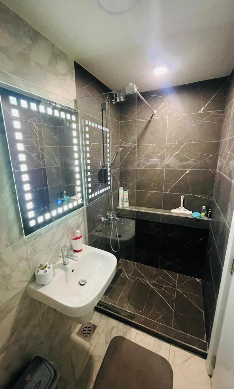 Skopje Boutique Apartments Luaran gambar